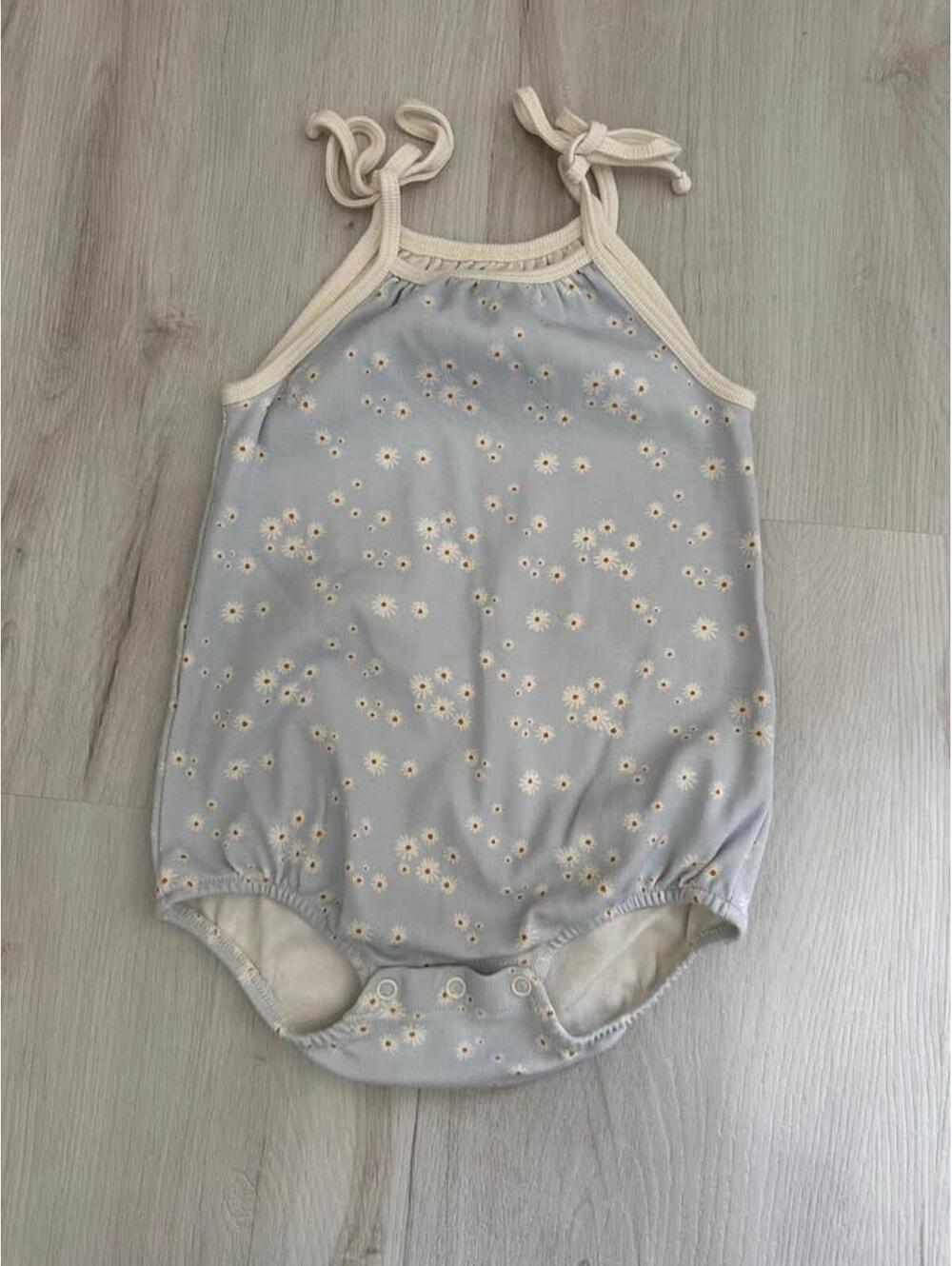 18-24m • Fin and Vince Baby Toddler Blue Floral Daisy Romper